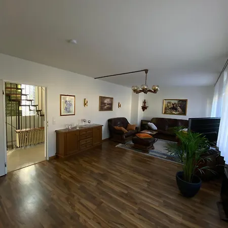 度假居 Gaestehaus Eschborn, Frankfurt