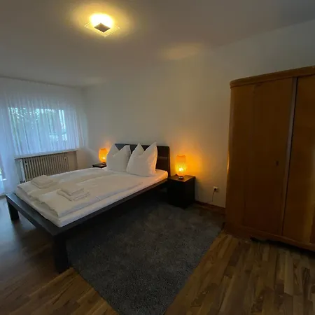 Gaestehaus Eschborn, Frankfurt 度假居 *